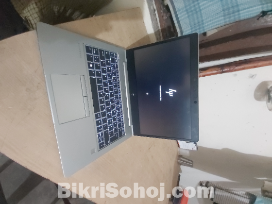 HP ELITEBOOK AMD RYZEN 5 PRO